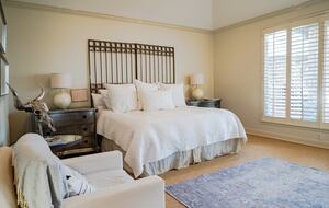 Waterfront Luxury on Lake LBJ | Dock, Outdoor Kitchen & Sunset Views - Horseshoe Bay, Texas
