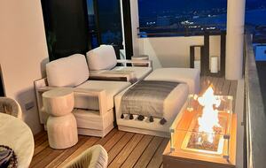 Luxury Oceanfront Retreat with Resort Amenities - Los Cerritos, Mexico