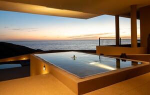 Luxury Oceanfront Retreat with Resort Amenities - Los Cerritos, Mexico