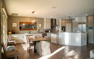 Waterfront Luxury on Lake LBJ | Dock, Outdoor Kitchen & Sunset Views - Horseshoe Bay, Texas