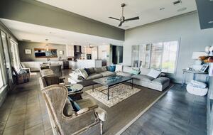 Waterfront Luxury on Lake LBJ | Dock, Outdoor Kitchen & Sunset Views - Horseshoe Bay, Texas