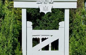 Deer Park Estate | 340° National Park Views from a Private 20-Acre Estate - Lemon Tree, Australia