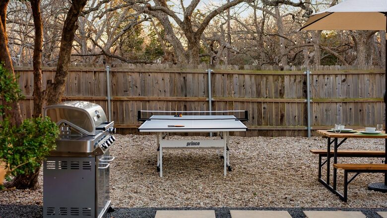 Contemporary Texas Retreat with Resort Backyard - Round Rock, Texas
