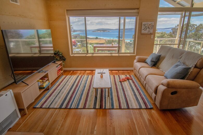 Coastal Retreat Known for Its Peaceful Ocean View Living - Goode Beach, Australia