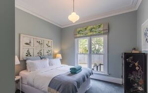 Elegant Victorian Retreat in the Heart of Woodend - Woodend, Australia
