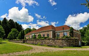 Private Lake Estate Near Holiday Valley - Ellicottville, New York