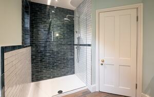 Victorian Grace on Harlow Moor Drive - Harrogate, United Kingdom