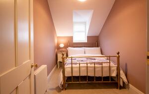 Victorian Grace on Harlow Moor Drive - Harrogate, United Kingdom