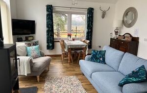 Clickety-Clack Railway Cottage - Kinlocheil, United Kingdom