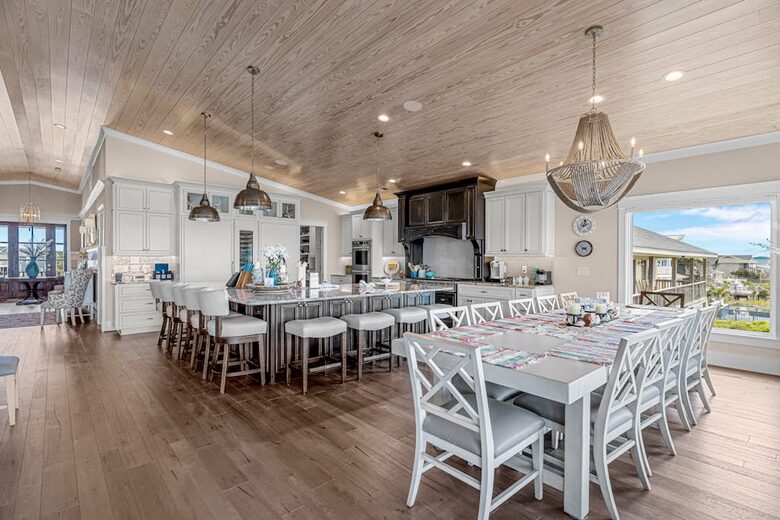 Holden Beach Oceanfront Estate - Holden Beach, North Carolina