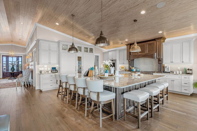 Holden Beach Oceanfront Estate - Holden Beach, North Carolina
