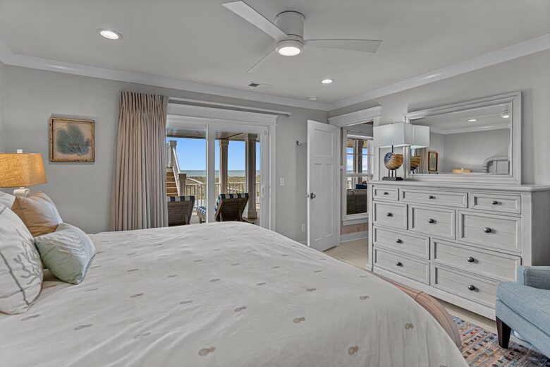 Holden Beach Oceanfront Estate - Holden Beach, North Carolina