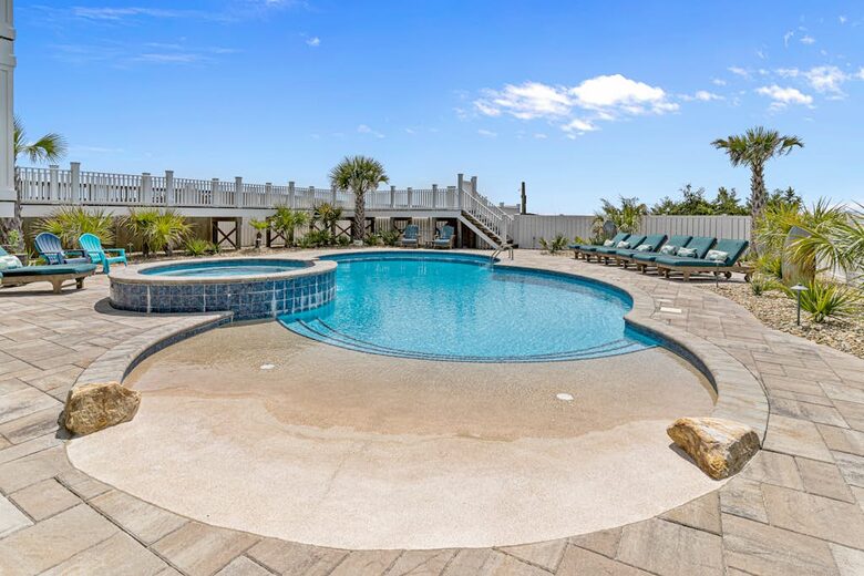 Holden Beach Oceanfront Estate - Holden Beach, North Carolina