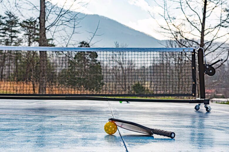 Luxury Cabin Near Pigeon Forge with Indoor Pool, Sports Court & Theater - Sevierville, Tennessee