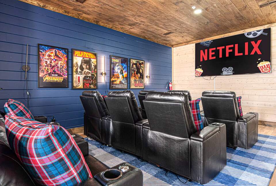 Luxury Cabin Near Pigeon Forge with Indoor Pool, Sports Court & Theater - Sevierville, Tennessee