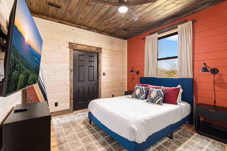 Luxury Cabin Near Pigeon Forge with Indoor Pool, Sports Court & Theater - Sevierville, Tennessee