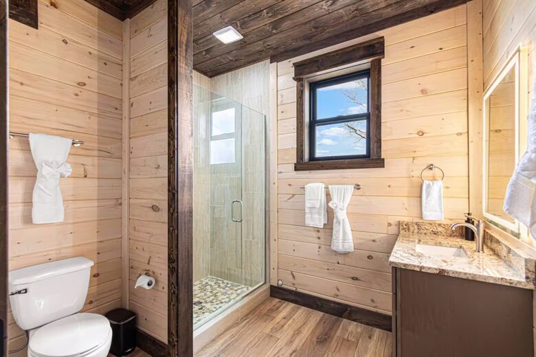 Luxury Cabin Near Pigeon Forge with Indoor Pool, Sports Court & Theater - Sevierville, Tennessee