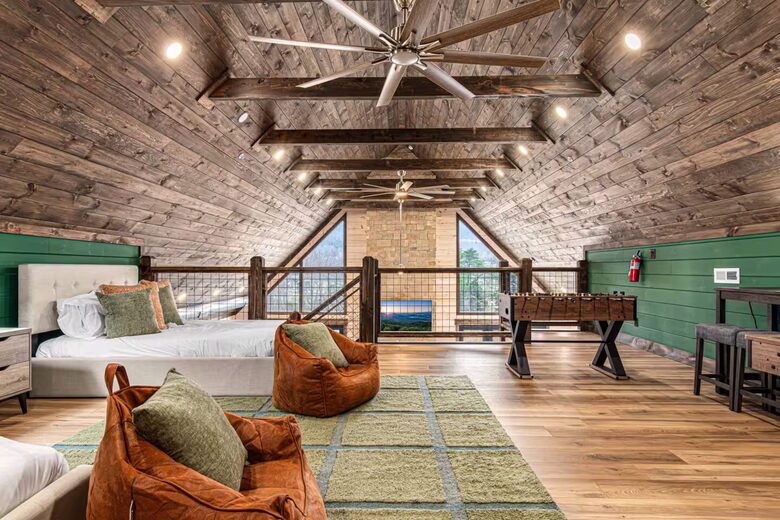 Luxury Cabin Near Pigeon Forge with Indoor Pool, Sports Court & Theater - Sevierville, Tennessee