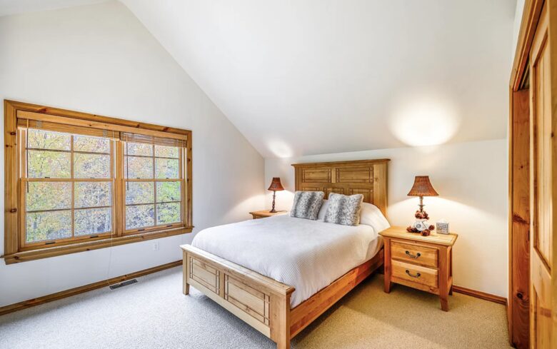Elevated Cordillera Retreat with Mountain Views - Edwards, Colorado