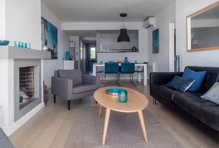 Seaside Apartment on the Paseo Marítimo - Sitges, Spain