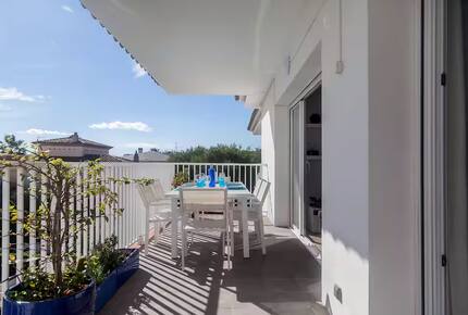 Seaside Apartment on the Paseo Marítimo - Sitges, Spain