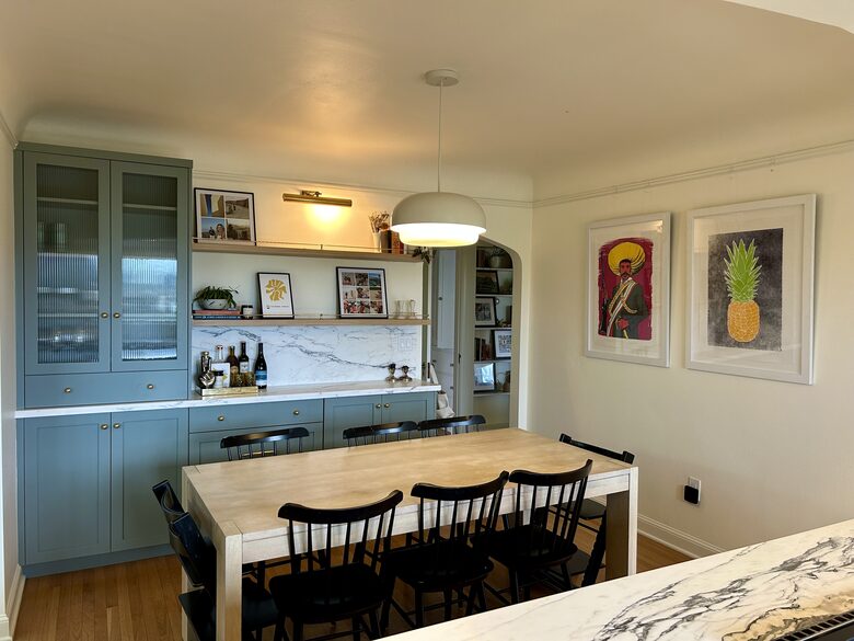 Dining room for 8