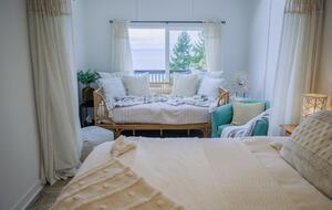 Sweet Lil’ Casita Hillside Home with Ocean Views & Outdoor Living - Edmonds, Washington