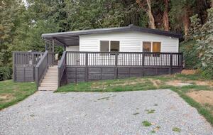Sweet Lil’ Casita Hillside Home with Ocean Views & Outdoor Living - Edmonds, Washington