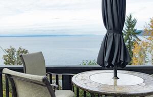 Sweet Lil’ Casita Hillside Home with Ocean Views & Outdoor Living - Edmonds, Washington