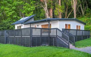 Sweet Lil’ Casita Hillside Home with Ocean Views & Outdoor Living - Edmonds, Washington