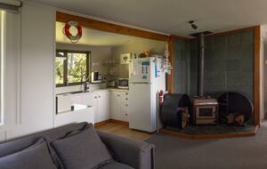 Private Stewart Island Cottage with Bay Views & Spa - Oban, New Zealand