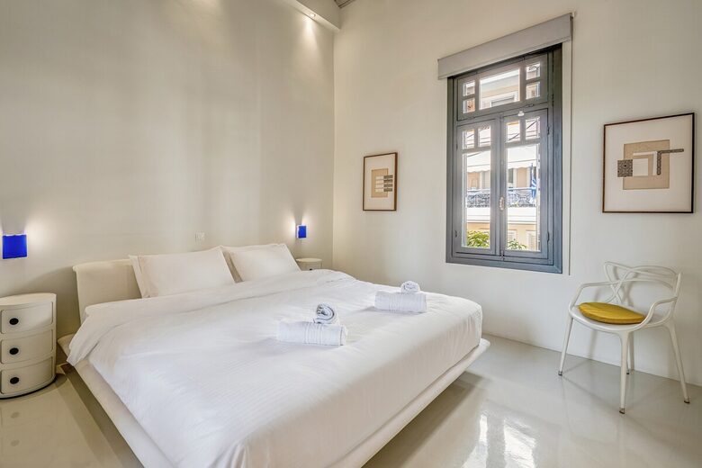 Designer Loft Living in Historic Athens - Athens, Greece