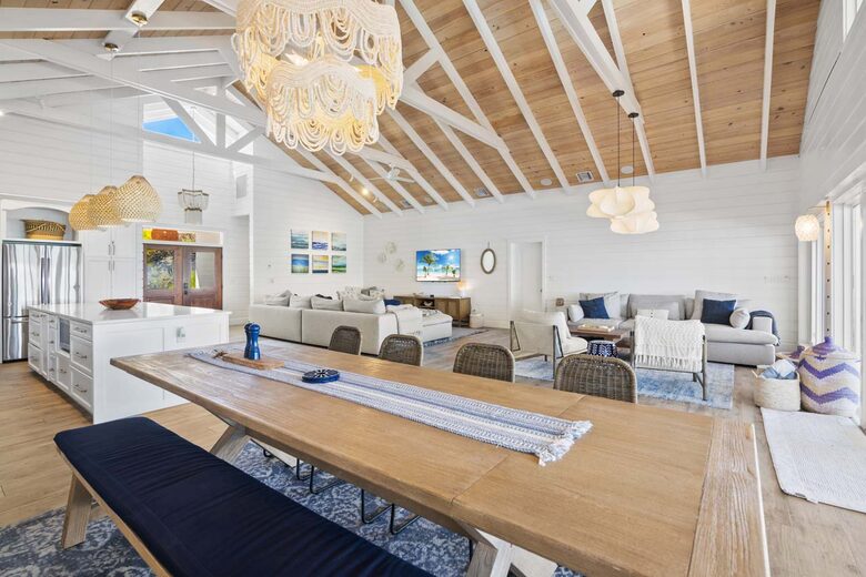 The Lemon Tree House - Moss Town, Bahamas