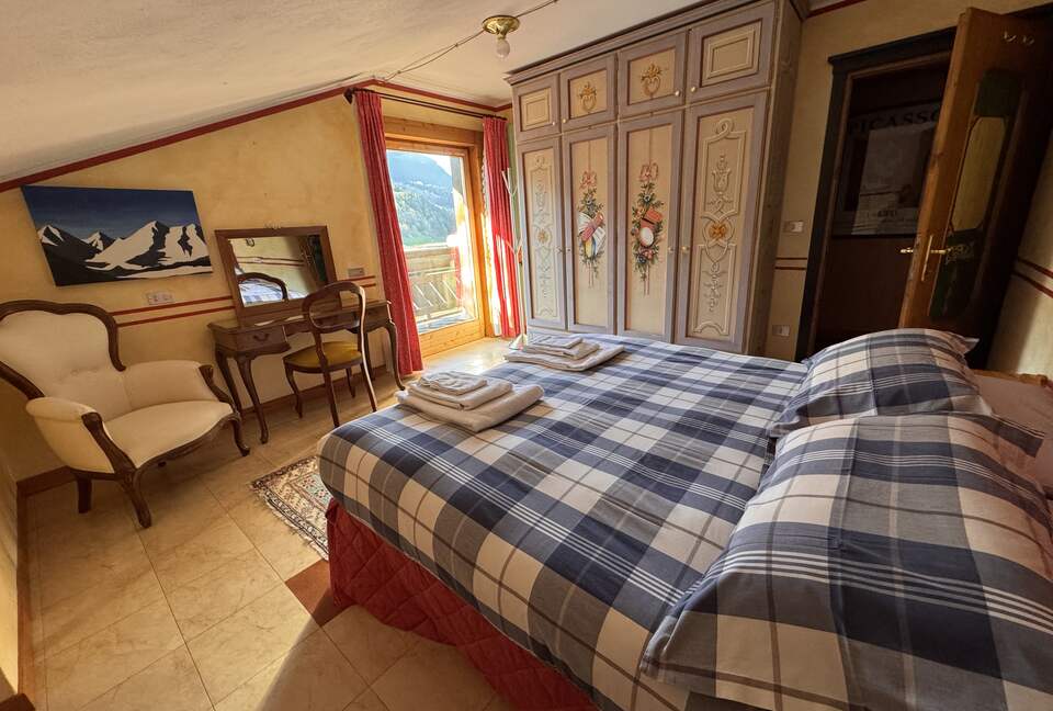 Warm and Inviting Alpine Escape - Bormio, Italy