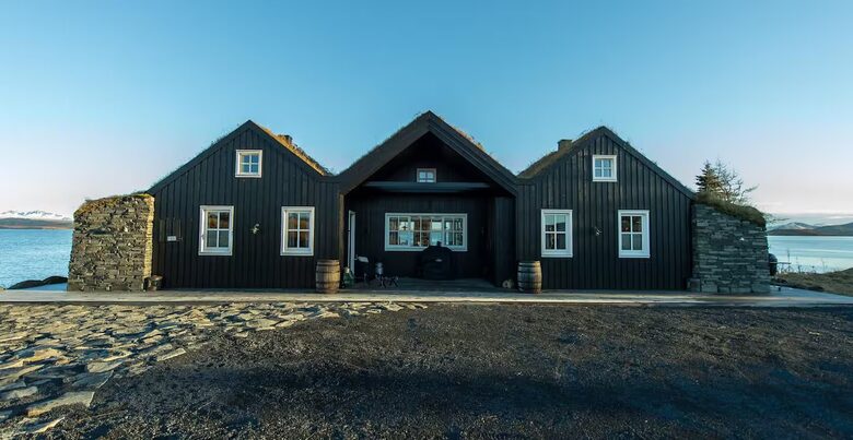 A Lakeside Tribute to Icelandic Heritage - Selfoss, Iceland