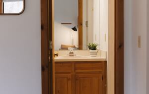 Cozy Mount Snow Retreat Just 1 Mile from Slopes - West Dover, Vermont