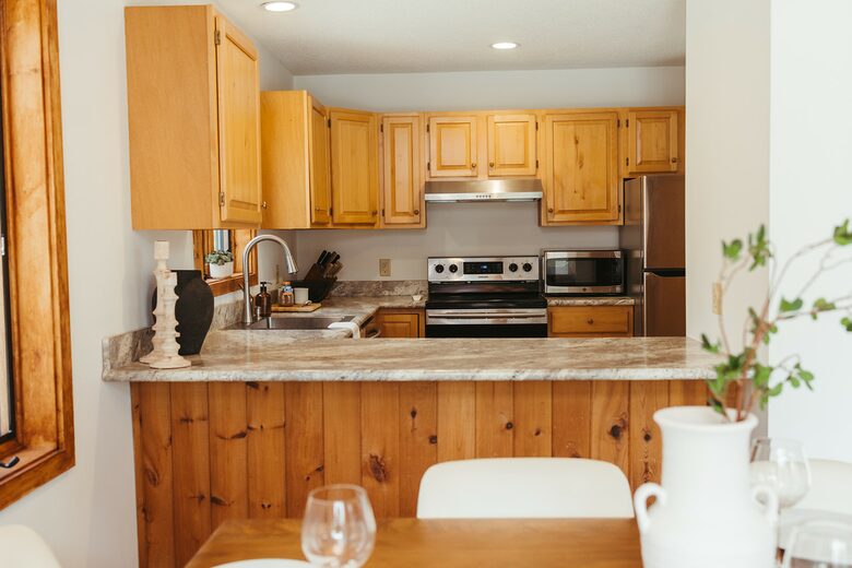 Cozy Mount Snow Retreat Just 1 Mile from Slopes - West Dover, Vermont