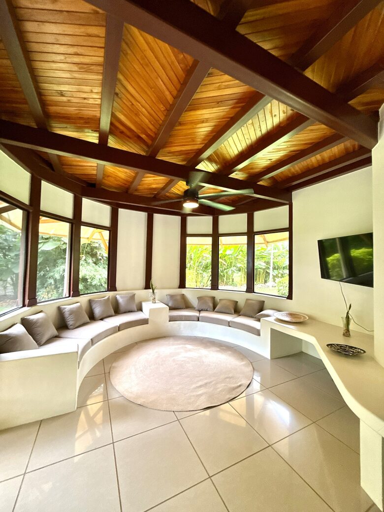 Osa Peninsula Jungle Retreat Near Playa Sombrero - Puerto Jiménez Canton, Costa Rica