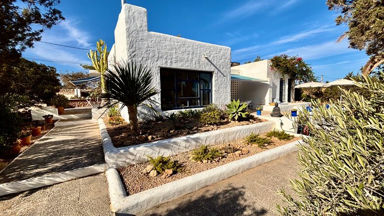 Sea-View Home on Formentera’s Shore - Formentera, Spain
