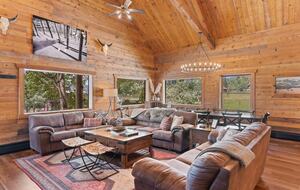 Rocky Mountain Lodge Near Steamboat Lake - Clark, Colorado