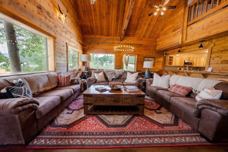 Rocky Mountain Lodge Near Steamboat Lake - Clark, Colorado