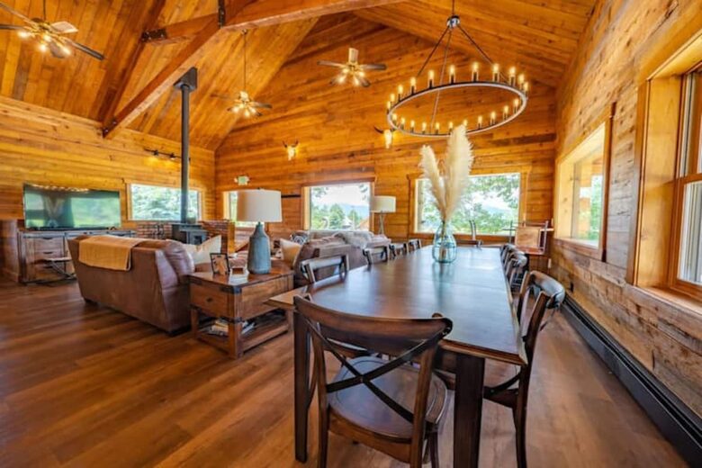 Rocky Mountain Lodge Near Steamboat Lake - Clark, Colorado