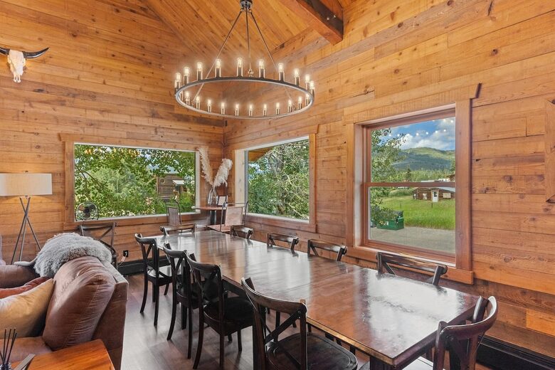 Rocky Mountain Lodge Near Steamboat Lake - Clark, Colorado
