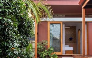 Design-Forward Beach House with Seamless Indoor–Outdoor Living - Byron Bay, Australia