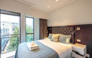 Viaduct Harbour Apartment with Skyline & Marina Views - Auckland, New Zealand