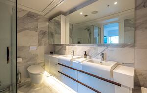 Viaduct Harbour Apartment with Skyline & Marina Views - Auckland, New Zealand