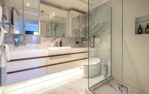 Viaduct Harbour Apartment with Skyline & Marina Views - Auckland, New Zealand