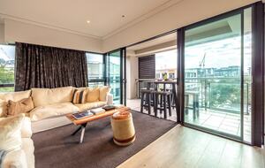 Viaduct Harbour Apartment with Skyline & Marina Views - Auckland, New Zealand