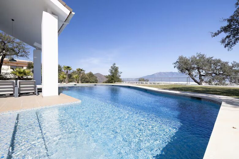 Mediterranean Majesty in East Marbella Hills - Ojen, Marbella, Spain