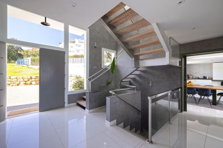 Mediterranean Majesty in East Marbella Hills - Ojen, Marbella, Spain